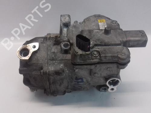Used AC compressor AC compressor TOYOTA YARIS (_P13_) 1.5 Hybrid (NHP130_, NHP130) (101 hp) 35730242 35730242