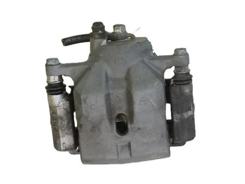Used Right front brake caliper LEXUS CT (ZWA10_) 200h (ZWA10_, ZWA10R) (136 hp) 23245286