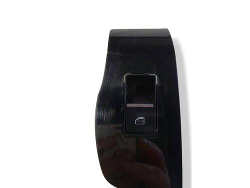 switch-mazda-3-hatchback-bp-2018-34466869 main image