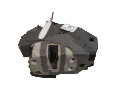 Cerradura puerta delantera derecha Cerradura puerta delantera derecha FORD MONDEO V Saloon (CD) 2.0 Hybrid (190 hp) 34552617 34552617