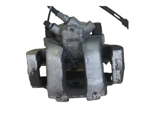 Used Left front brake caliper BMW 4 Convertible (F33, F83) 420 d (190 hp) 26501145