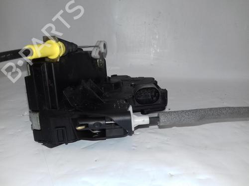 Used Front right lock BMW 3 Touring (E46) 330 xi (231 hp) 19685131
