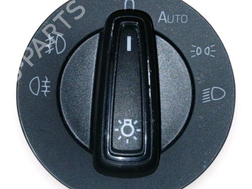 Used Headlight switch Headlight switch SKODA SCALA (NW1) 1.0 TSI (95 hp) 40512463 40512463