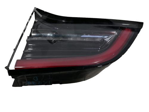 Used Right tailgate light Right tailgate light TESLA MODEL Y (5YJY) Long Range All-wheel Drive (514 hp) 33405795 33405795