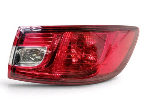 Used Right taillight Right taillight RENAULT CLIO IV (BH_) 1.5 dCi 90 (90 hp) 40024143 40024143