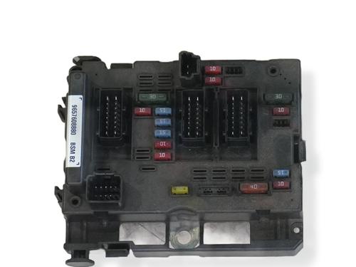 Used Fuse box PEUGEOT 307 (3A/C) 2.0 HDi 90 (90 hp) 22809123