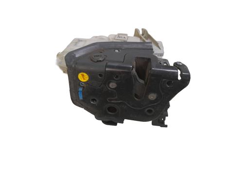 Serrure arrière gauche Serrure arrière gauche AUDI A4 B8 Avant (8K5) 2.0 TDI (143 hp) 34550053 34550053