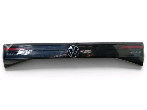 rear-center-light-vw-t-cross-c11-d31-2018-40199424 main image