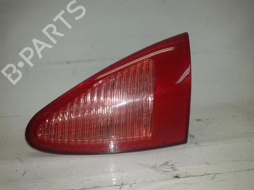 Used Right taillight Right taillight ALFA ROMEO 147 (937_) 2.0 16V T.SPARK (937.AXA1, 937.AXC1, 937.BXC1) (150 hp) 40511177 40511177