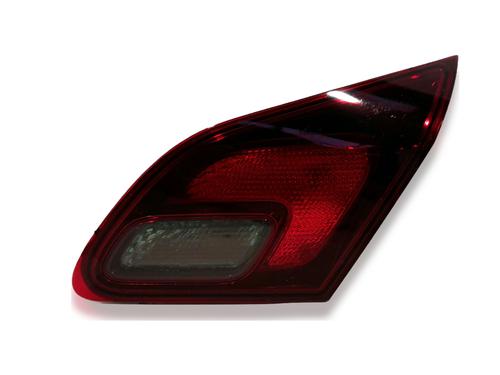 right-tailgate-light-opel-astra-j-p10-2009-2010-2011-2012-2013-2014-2015-2016-34492908 main image