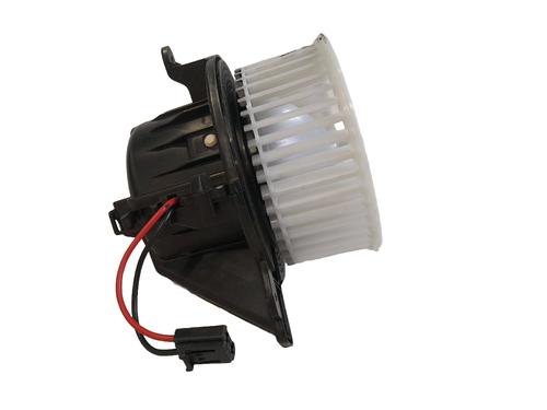 Heater blower motor SEAT ARONA (KJ7, KJP) 1.0 TSI | BP34469029M62 - Image 2