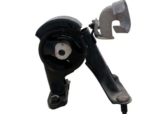 Used Engine mount Engine mount TOYOTA AURIS (_E18_) 1.6 (ZRE181_, ZRE185_, ZRE185R, ZRE181R) (132 hp) 33406429 33406429