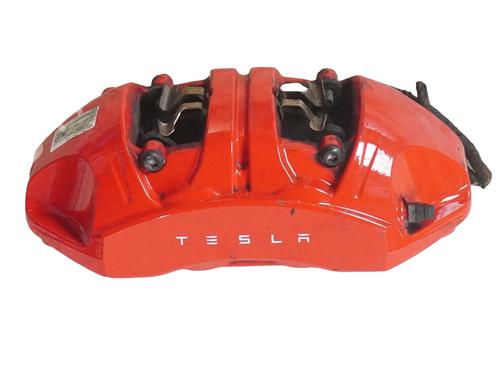 Used Right front brake caliper TESLA MODEL Y (5YJY) EV Performance All-wheel Drive (534 hp) 26595133
