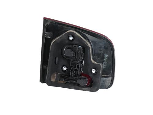 Used Right taillight Right taillight VW TOUAREG (7LA, 7L6, 7L7) 2.5 R5 TDI (174 hp) 33978857 33978857