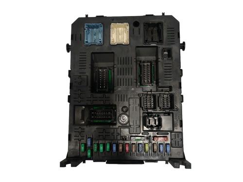 fuse-box-peugeot-407-6d_-2004-2005-2006-2007-2008-2009-2010-2011-35735883 main image