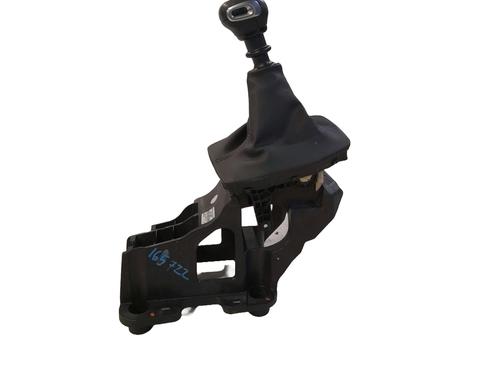 Used Gear lever Gear lever PEUGEOT 2008 II (UD_, US_, UY_, UJ_, UR_, UC_) 1.2 PureTech 130 (USHNS, URHNS) (130 hp) 33408091 33408091