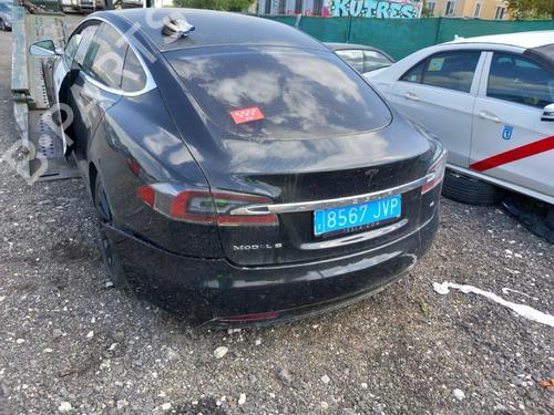 Pièces Détachées Usagées TESLA MODEL S (5YJS) 85 (388 hp) 1568066