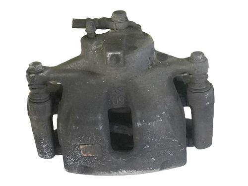 right-front-brake-caliper-toyota-corolla-estate-_e21_-2019-33407308 main image