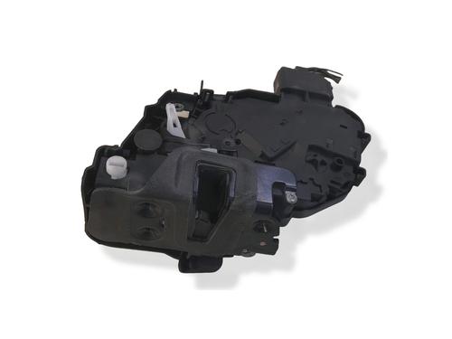rear-left-lock-land-rover-range-rover-sport-i-l320-2005-2006-2007-2008-2009-2010-2011-2012-2013-34465580 main image