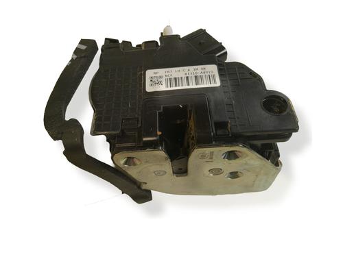 front-left-lock-kia-carens-iv-2013-34468768 main image