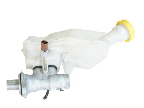 Brake master cylinder PEUGEOT 2008 I (CU_) 1.2 THP 130 / PureTech 130 | BP24841675M77 