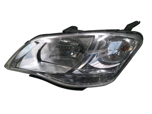Used Left headlight SSANGYONG KORANDO (CK) [2010-2025]  18556156