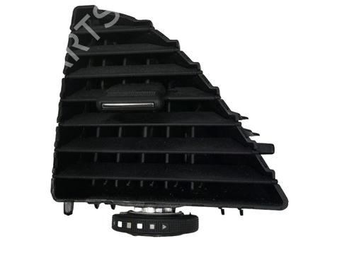 air-vent-seat-leon-st-5f8-2012-2013-2014-2015-2016-2017-2018-2019-2020-34466066 main image