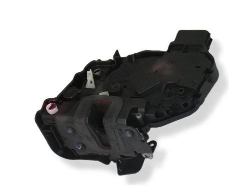 Used Rear left lock LAND ROVER DISCOVERY V (L462) 3.0 D 4x4 (211 hp) 22809086