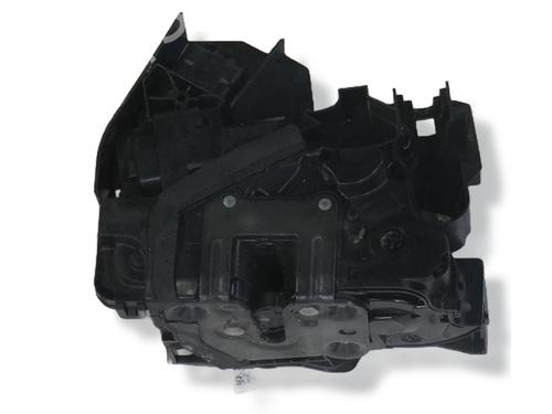 rear-left-lock-renault-megane-iv-hatchback-b9amn_-2015-34465874 main image