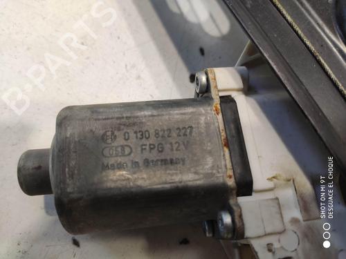Used Front right window mechanism Front right window mechanism BMW 3 (E90) 318 d (143 hp) 34489473 34489473