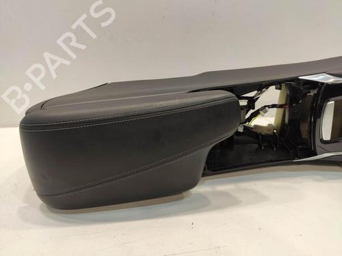 Middle console INFINITI QX30 2.2 D AWD | BP14465558I22 
