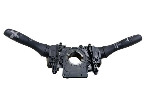 switch-nissan-qashqai-ii-j11-j11_-2013-34548233 main image