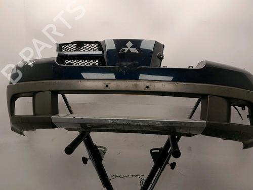 Used Front bumper MITSUBISHI OUTLANDER I (CU_W) [2001-2008]  17696822