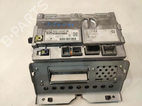 Radio LAND ROVER RANGE ROVER SPORT I (L320) 3.6 D 4x4 | BP14915448E6 