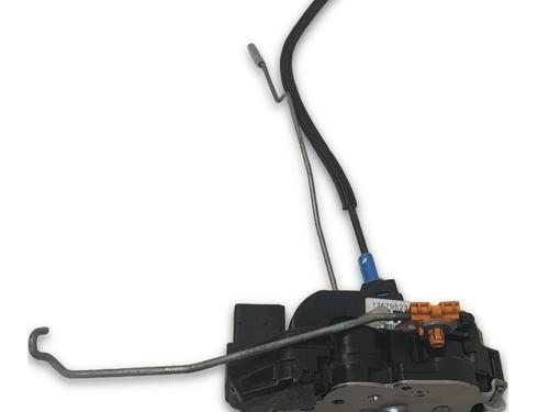 front-right-lock-opel-ampera-r12-2011-2012-2013-2014-2015-34467818 main image