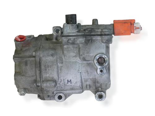 Used AC compressor AC compressor TOYOTA YARIS (_P13_) 1.4 D (NLP130_, NLP130) (90 hp) 35733353 35733353
