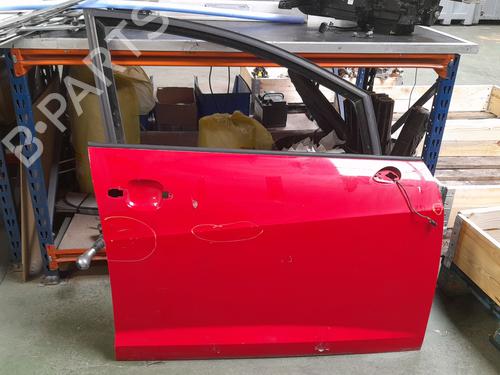 Used Right front door Right front door 38797228 38797228