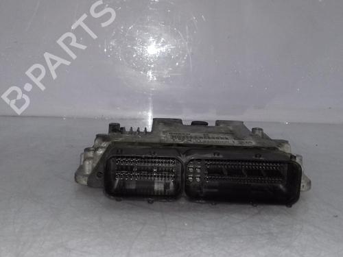 Used Engine control unit (ECU) Engine control unit (ECU) FIAT CROMA (194_) 1.9 D Multijet (115 hp) 35730694 35730694