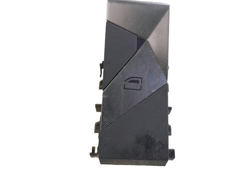 Højre bagtil elrude kontakt Højre bagtil elrude kontakt DS DS 7 Crossback (J4_, JR_, JC_) 2.0 BlueHDi 180 (JJEHZR) (177 hp) 34468592 34468592