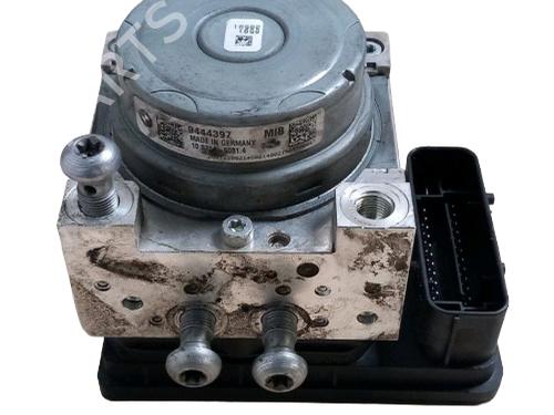 Pompa ABS Pompa ABS BMW MOTORCYCLES R 1250 R 1250 GS (136 hp) 37221749 37221749