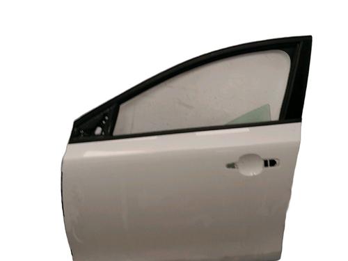 left-front-door-volvo-v40-hatchback-525-2012-2013-2014-2015-2016-2017-2018-2019-33404031 main image