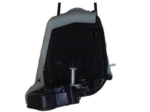 rear-right-lock-toyota-yaris-_p9_-2005-2006-2007-2008-2009-2010-2011-2012-2013-2014-34491899 main image