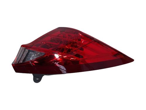 Used Right taillight HONDA CIVIC VIII Hatchback (FN, FK) 2.2 CTDi (FK3) (140 hp) 21053363
