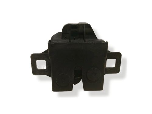 Used Hood lock LAND ROVER DISCOVERY V (L462) 3.0 D 4x4 (211 hp) 28361567