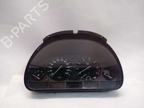 Used Instrument cluster Instrument cluster BMW 5 (E39) 530 i (228 hp) 34462435 34462435