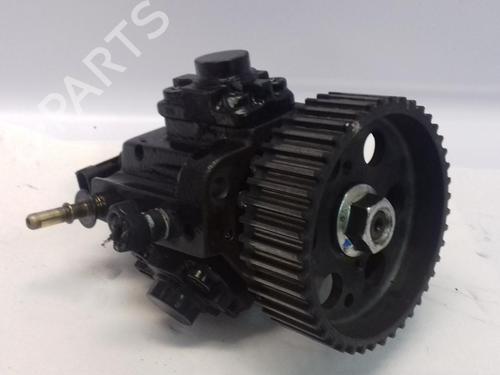 Used Injection pump Injection pump FIAT GRANDE PUNTO (199_) 1.9 D Multijet (130 hp) 35730445 35730445