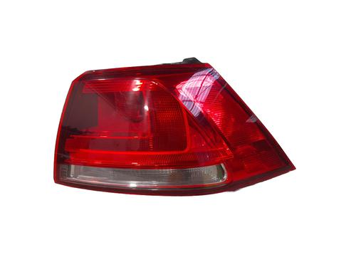 right-taillight-vw-golf-sportsvan-vii-am1-an1-2014-2015-2016-2017-2018-2019-2020-34546896 main image