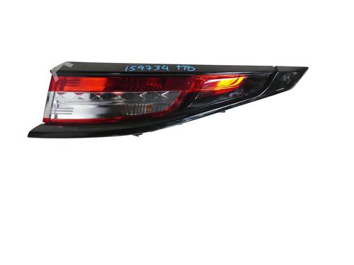 right-taillight-ds-ds-3-ds-3-crossback-ur_-uc_-uj_-2018-33404599 main image