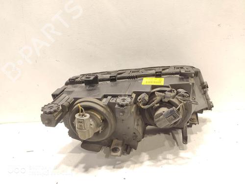 Lyskaster venstre Lyskaster venstre BMW 3 (E46) 320 d (136 hp) 34489333 34489333