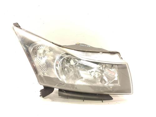 Right headlight HYUNDAI ACCENT I (X-3) 1.5 i 12V | BP17698031C29 